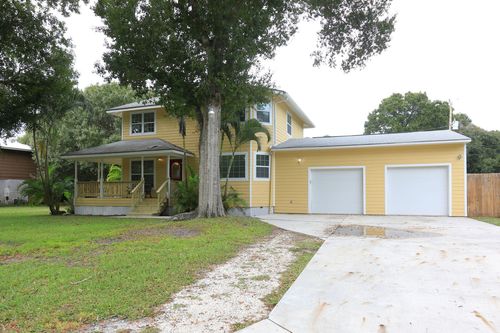 8004 Miramar Ave, Fort Pierce, FL, 34951-2191 | Card Image