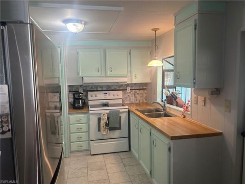 254-221 Indian Key Ln, NAPLES, FL, 34114-8414 | Card Image