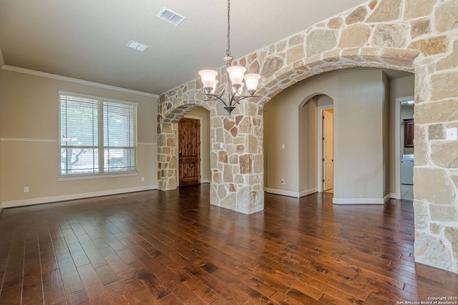 27038 Sable Run, House other with 5 bedrooms, 4 bathrooms and null parking in Boerne TX | Image 8