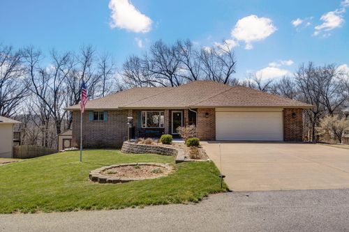 52 Northwoods Dr, Kimberling City, MO, 65686-9625 | Card Image