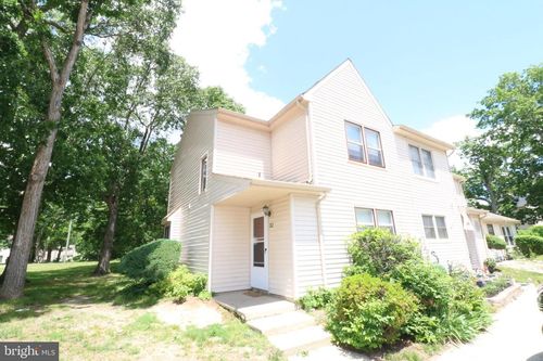 32 Pin Oak Ln, LITTLE EGG HARBOR TWP, NJ, 08087-1854 | Card Image