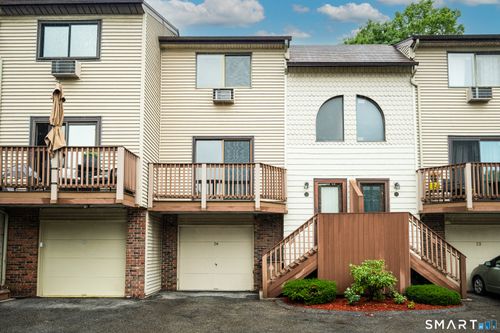 24-60 Lawn Ave, Stamford, CT, 06902-4125 | Card Image