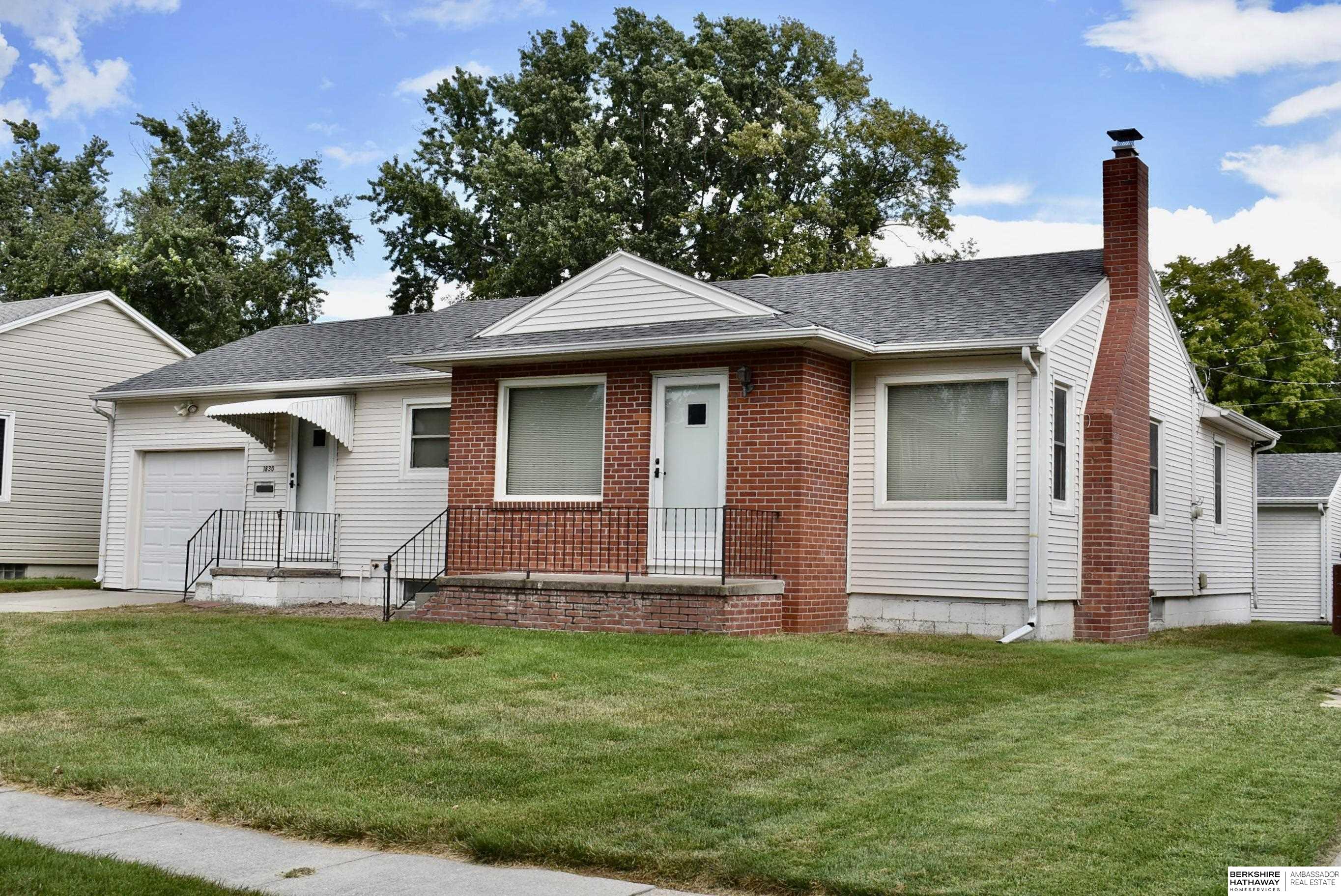 Keene Ave, Fremont, NE 68025