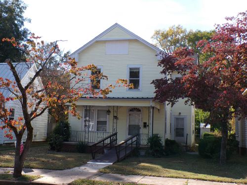 807 N Raleigh Ave, Sheffield, AL, 35660-2851 | Card Image