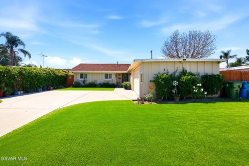 15708 Horace St, Granada Hills, CA, 91344-5432 | Card Image