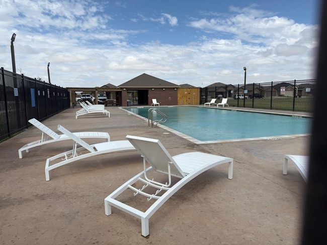 7009 Mcpherson Ln, House other with 3 bedrooms, 2 bathrooms and 2 parking in Midland TX | Image 84
