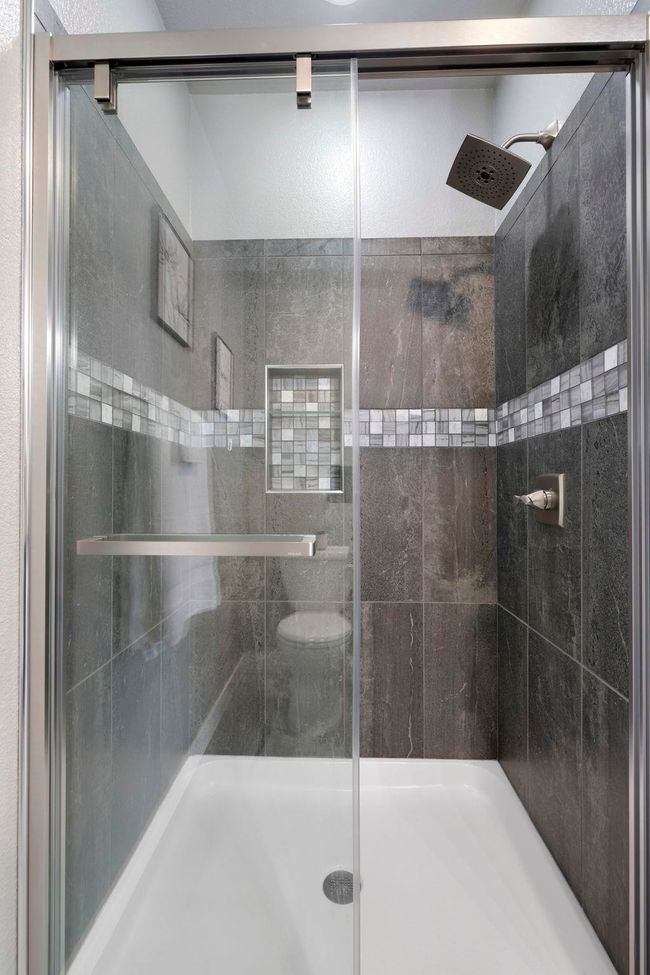 105 Community Dr, Condo with 3 bedrooms, 3 bathrooms and null parking in FALL RIVER WI | Image 23