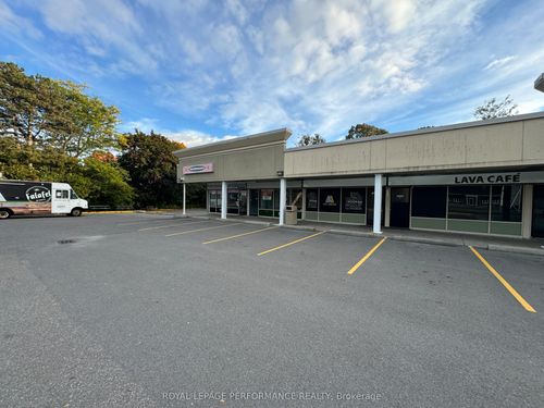 1756 Montréal Rd, Gloucester, ON, K1J6N3 | Card Image