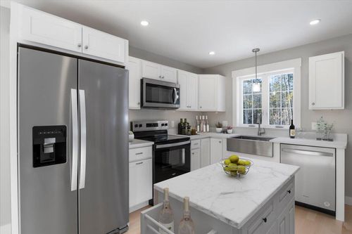 8-3 Cortland Place, Standish, ME, 04084 | Card Image