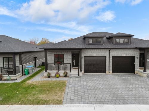 166 Park St, Goderich, ON, N7A1L2 | Card Image