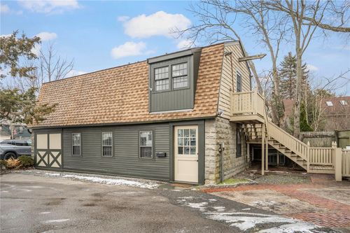 b-31 Bridge St, Newport, RI, 02840-2529 | Card Image