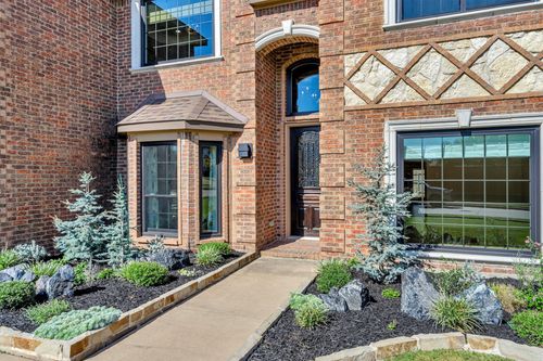 1001 Bell Oak Dr, Kennedale, TX, 76060-5622 | Card Image