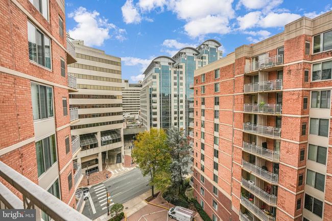 S1013 - 7500 Woodmont Ave, Condo with 1 bedrooms, 1 bathrooms and null parking in BETHESDA MD | Image 11