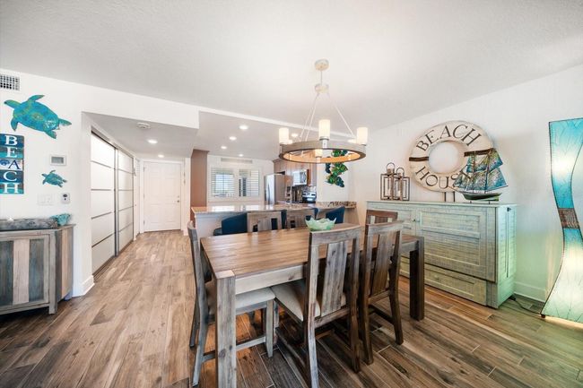 APT-504S - 1591 Gulf Blvd, Condo with 2 bedrooms, 2 bathrooms and null parking in CLEARWATER BEACH FL | Image 17