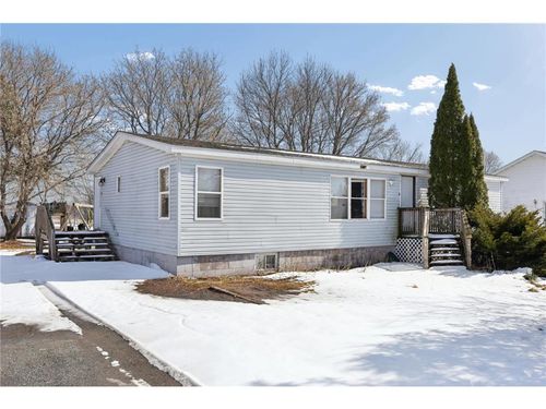 109 Hialeah St, Osceola, WI, 54020-8171 | Card Image