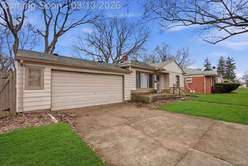 29497 Oakwood St, Inkster, MI, 48141-1554 | Card Image