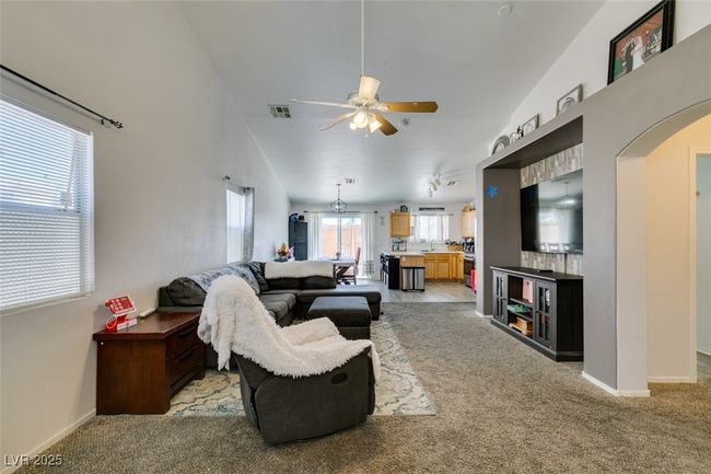 3614 Newton Falls St, House other with 3 bedrooms, 2 bathrooms and null parking in North Las Vegas NV | Image 6