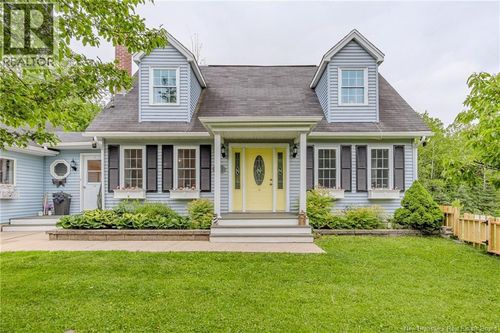 70 Bonney Rd, Nauwigewauk, NB, E5N7A2 | Card Image
