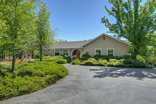 19539 Mountain Lion Rd, Grass Valley, CA, 95945-7903 | Card Image