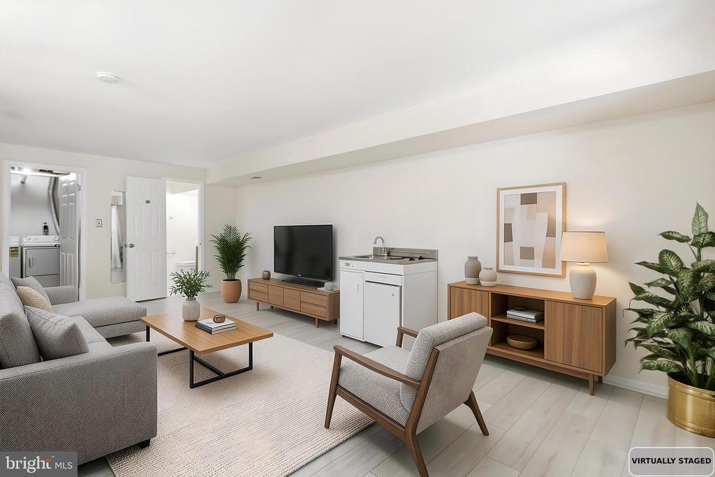 Residential in SPRINGFIELD 4