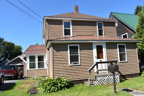 359 Railroad St, Island Pond, VT, 05846-9714 | Card Image