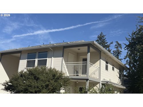 2239 Hawthorne St, Forest Grove, OR, 97116-1782 | Card Image