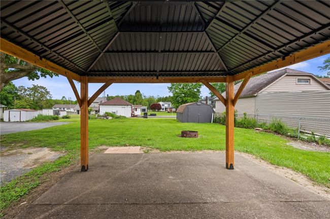 Covered pergola to entertain or unwind! | Image 24