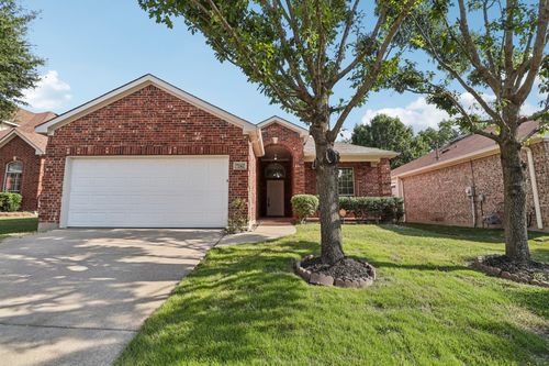 7242 Summit Parc Dr, Dallas, TX, 75249-4003 | Card Image