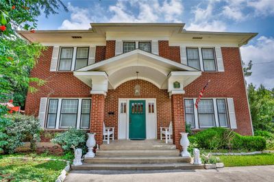 1118 S Lindsay Street, House other with 3 bedrooms, 2 bathrooms and null parking in Gainesville TX | Image 1