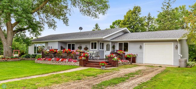 Deck & Landscaping | Image 7