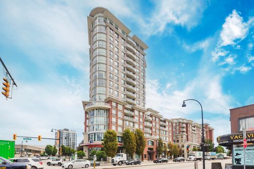 415-4028 Knight St, Vancouver, BC, V5N5Y8 | Card Image