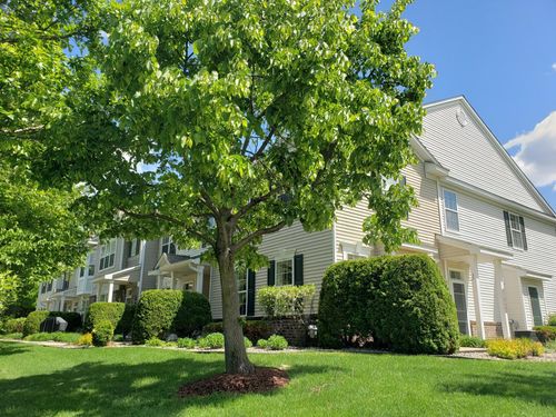 unit-a-10794 Hawthorn Trl, Woodbury, MN, 55129-8785 | Card Image