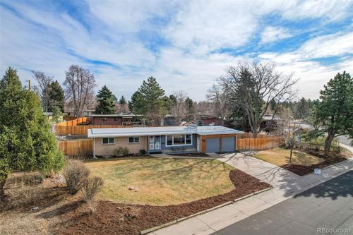 323 E Briarwood Dr, Centennial, CO, 80122-1004 | Card Image