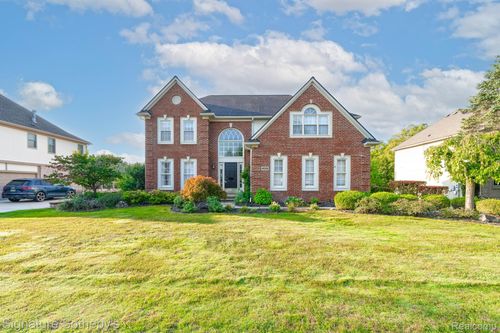 49301 Quail Run Ct, Plymouth, MI, 48170-3266 | Card Image