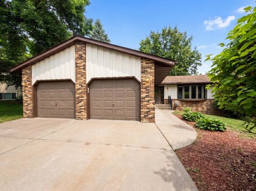 7483 Hydram Ave S, Cottage Grove, MN, 55016-1934 | Card Image