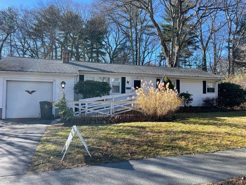 16 Peterson Rd, Natick, MA, 01760-1424 | Card Image