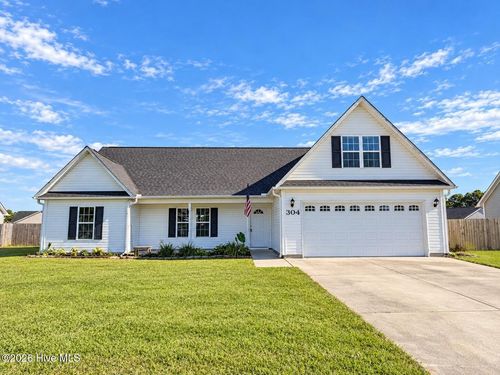 304 Caleb Ct, Beulaville, NC, 28518-7713 | Card Image