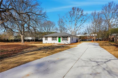 127 Perry St, Loganville, GA, 30052-2318 | Card Image