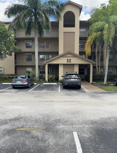 402H - 1401 Sw 128th Ter, Condo with 1 bedrooms, 1 bathrooms and null parking in Pembroke Pines FL | Image 1