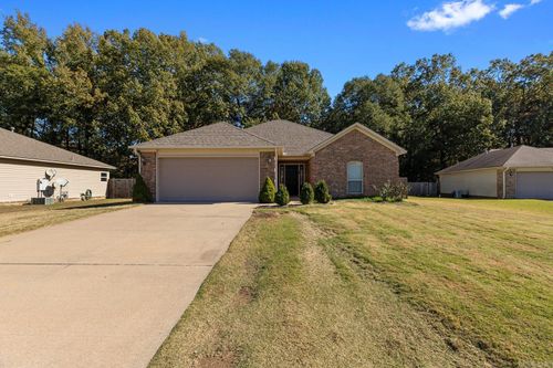 84 Seminole Cir, Austin, AR, 72007-9627 | Card Image