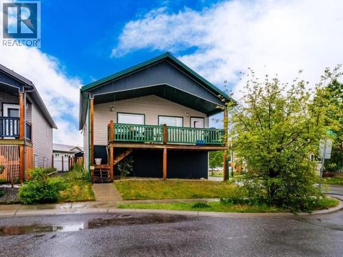 1 Pintail Pl, Whitehorse, YT, Y1A0J7 | Card Image