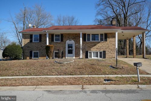 10100 White Ave, CLINTON, MD, 20735-3751 | Card Image