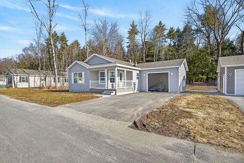 13 Mathew Way, Scarborough, ME, 04074 | Card Image