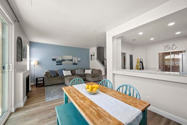 2224 Lago Ventana, Townhouse with 3 bedrooms, 3 bathrooms and 2 parking in Chula Vista CA | Image 7