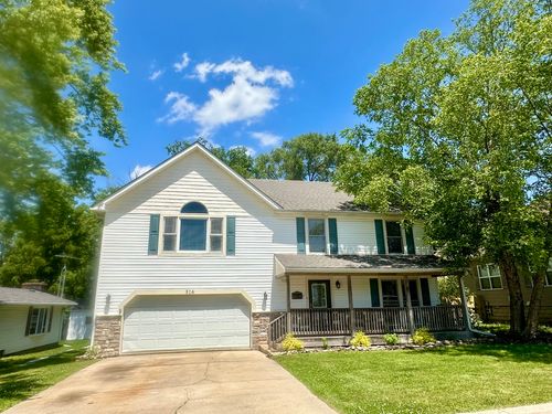 516 Whelan St, Lockport, IL, 60441-4435 | Card Image