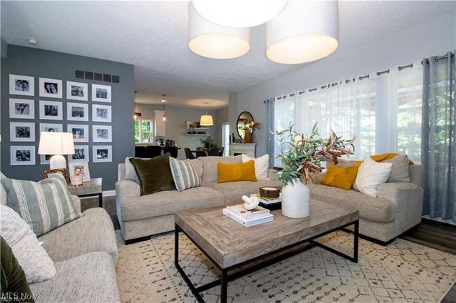 2343 Pebble Brook Path, House other with 3 bedrooms, 3 bathrooms and null parking in Orrville OH | Image 9