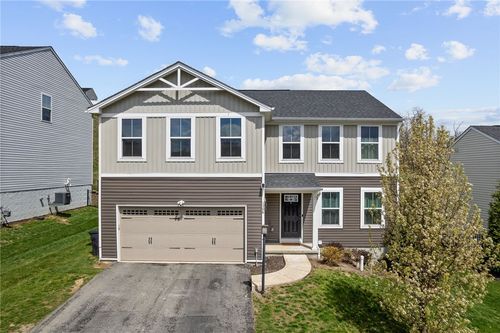 106 Morgan Dr, Washington, PA, 15301-6834 | Card Image