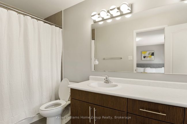 173 W Oak Trail, House attached with 3 bedrooms, 3 bathrooms and 1 parking in Kitchener ON | Image 30