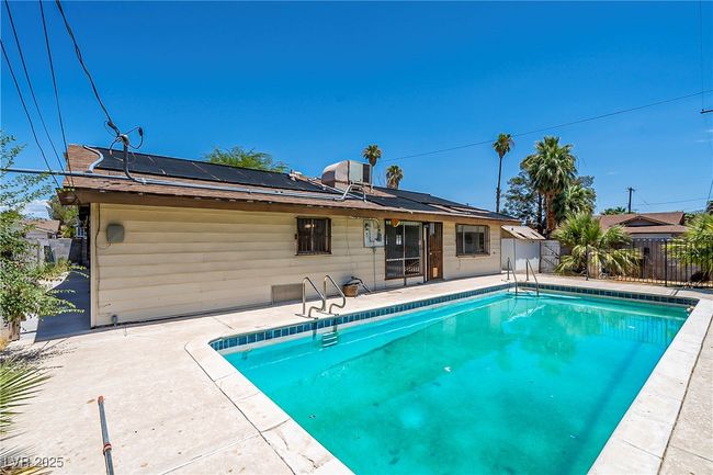 4401 Saint Andrews Cir, House other with 3 bedrooms, 2 bathrooms and null parking in Las Vegas NV | Image 35