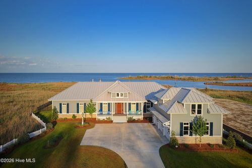 76 Soundside Dr, Oriental, NC, 28571-7512 | Card Image